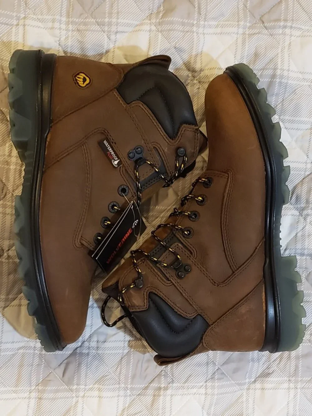 Men's Wolverine I-90 Mid work Boot soft toe Size 9.5 EW NIB.